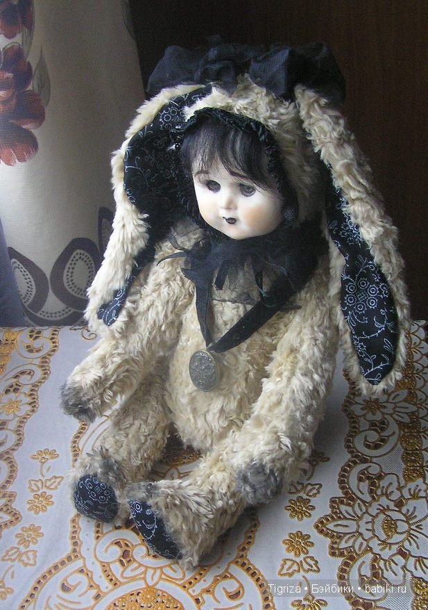 Черные краски войны... Моя фантазия на тему появления тедди долл