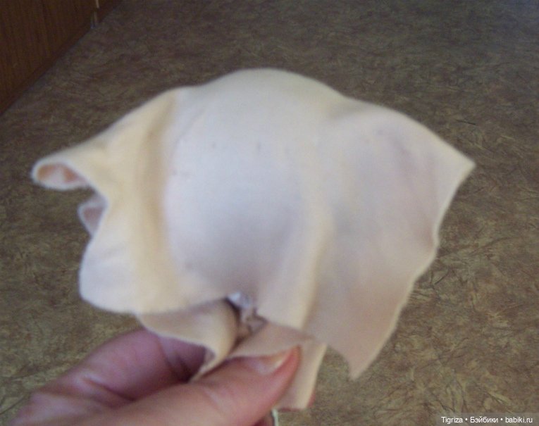 Шьем вместе. Текстильного младенца. Часть 6. Обтяжка головы трикотажем. Завершение (фото 6)