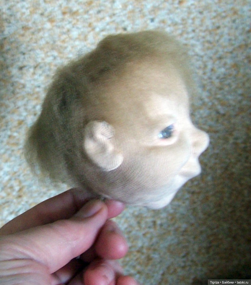 Шьем вместе. Текстильного младенца. Часть 7. Вживление волос (фото 9)