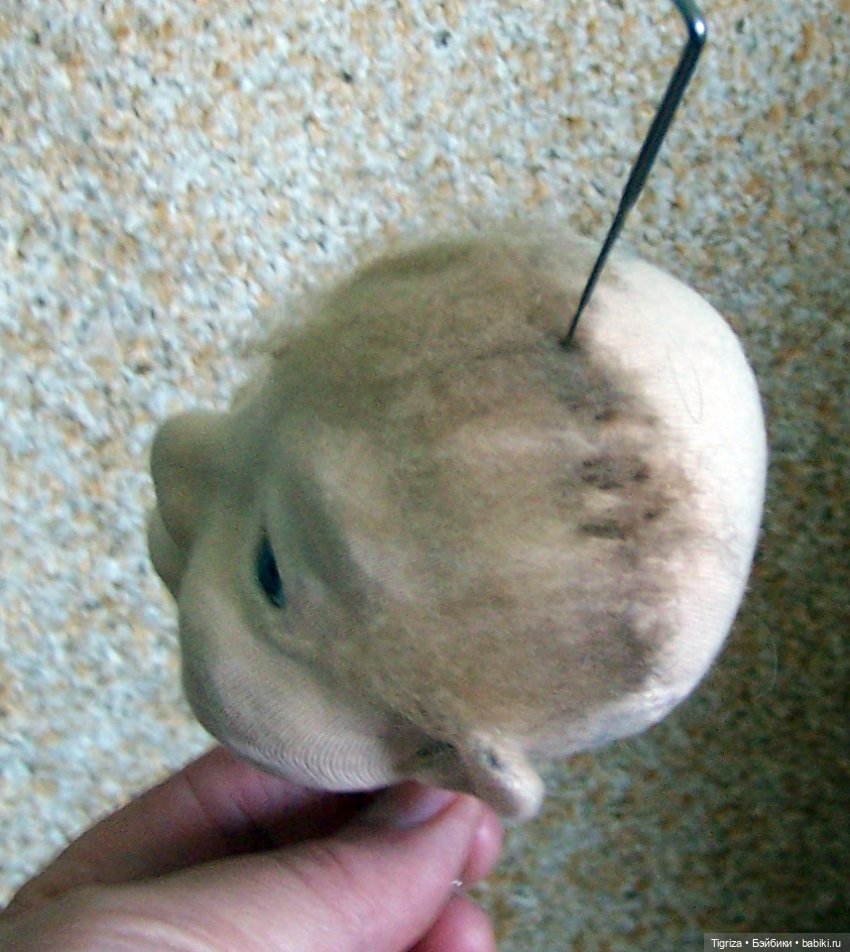 Шьем вместе. Текстильного младенца. Часть 7. Вживление волос (фото 6)