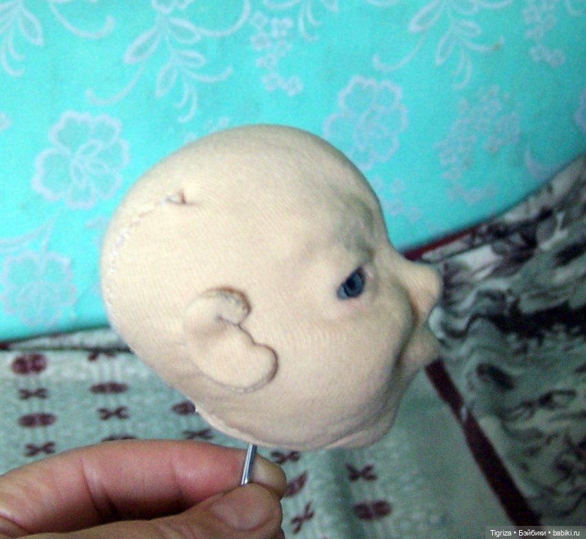 Шьем вместе. Текстильного младенца. Часть 7. Вживление волос (фото 2)