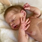 Силиконовая кукла Мира