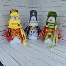 Снеговик новогодний