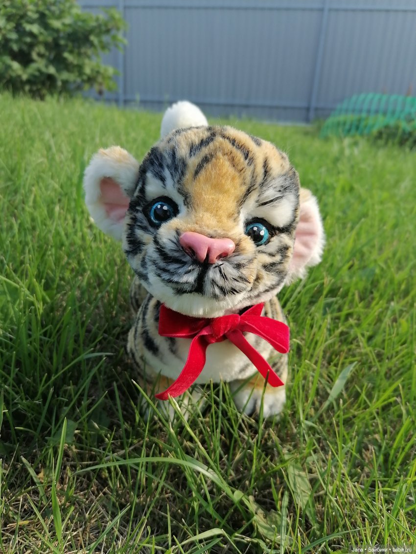 Девочка и тигры — Авторские игрушки из разных материалов: синельная проволока (фото 7)