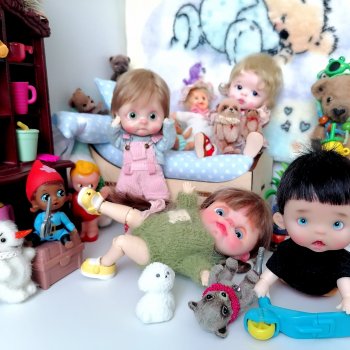 Дружба кукол