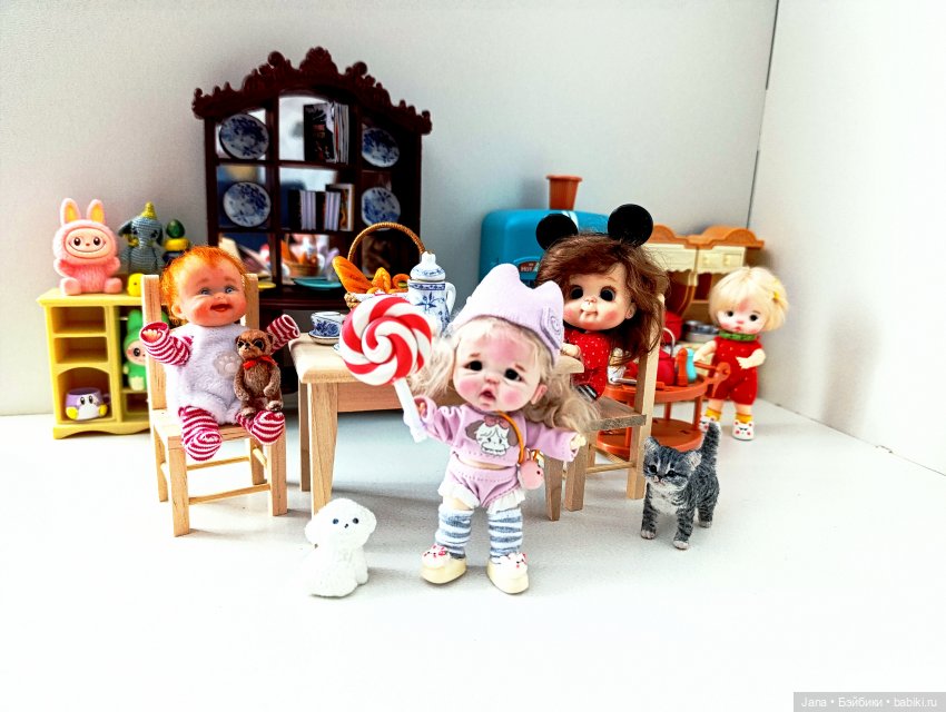 А мы тут плюшками балуемся