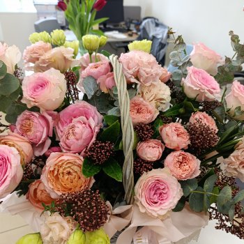 С праздником!