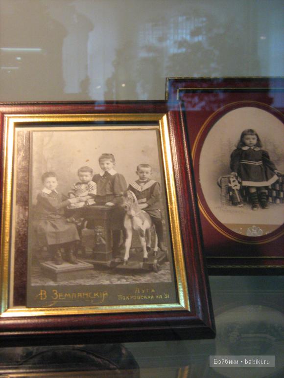 Выставка кукол коллекции Юлии Вишневской