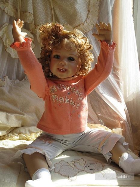 Колекционная кукла Моники Левениг Колекционная кукла Моники Левениг