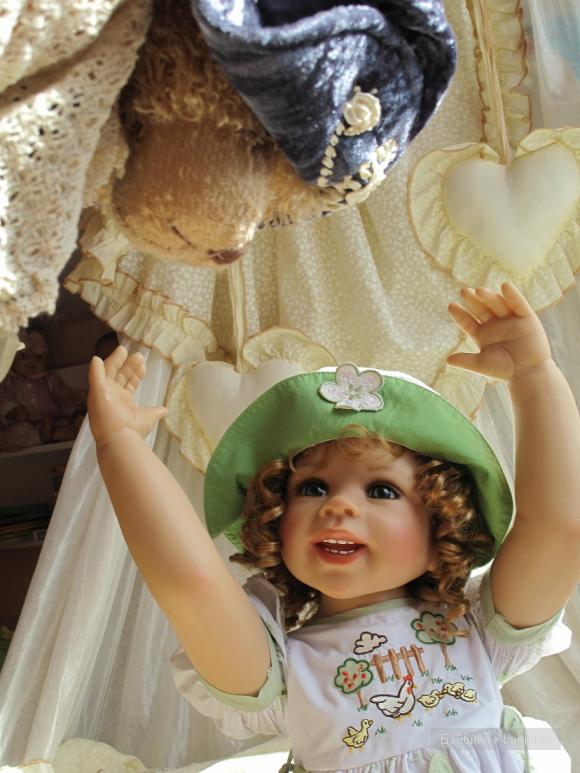 Колекционная кукла Моники Левениг Колекционная кукла Моники Левениг