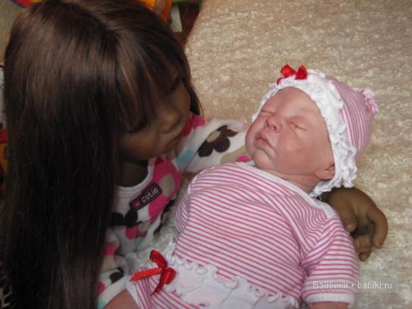 Смугляночка Salinda от ANNETTE HIMSTEDT