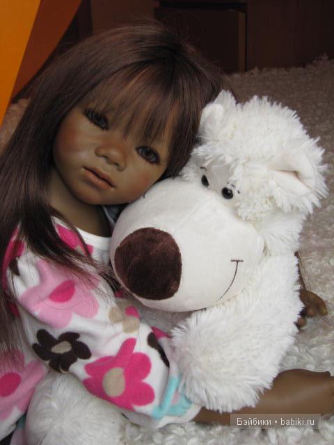 Смугляночка Salinda от ANNETTE HIMSTEDT