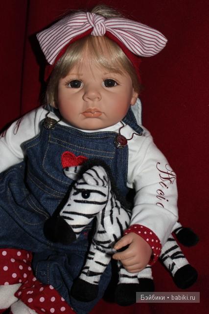 Наша кукольная семья, или Попытка создания коллективной фотографии (фото 4)