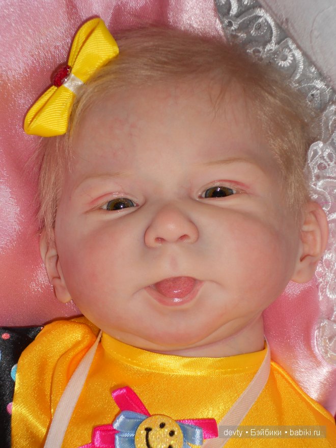 Моя новенькая Катя и ее наряд