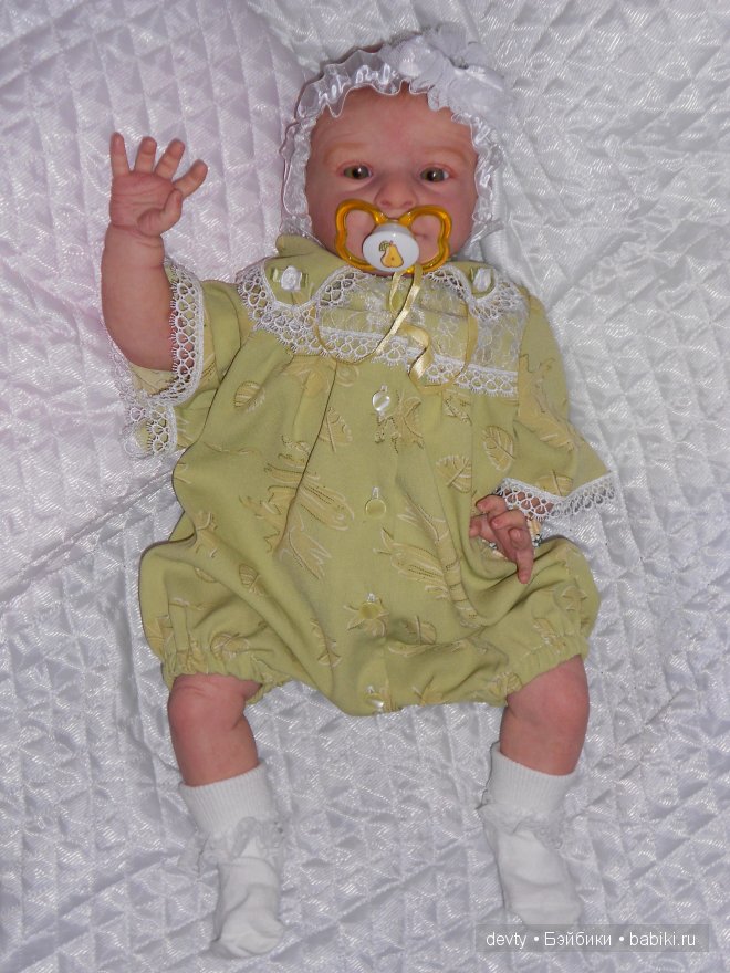 Нарядов много не бывает...одеваю своих реборняток :) | Бэйбики Нарядов много не бывает...одеваю своих реборняток :) (фото 2)