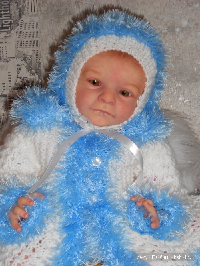 Теплые наряды для реборняток