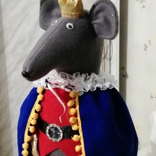 Я его слепила из того, что было... Знакомьтесь - Мышиный король