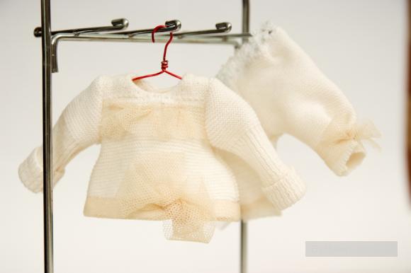 свитер и бриджи