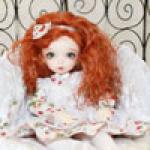 Ягодка и качельки:)