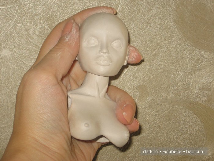 Девушка с татуировкой змеи. Авторская шарнирная кукла (фото 6)