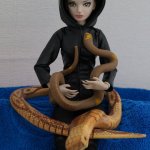 Девушка с татуировкой змеи. Авторская шарнирная кукла