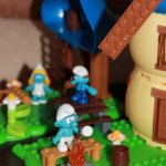 А ваши дети любят конструкторы? Наша Smurfs' Village из конструктора Mega bloks.