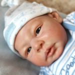 Новорожденный мальчик из молда Елина