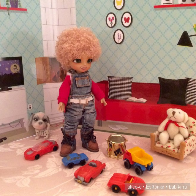 Моя дружная семейка — Коллекции кукол BJD (БЖД): фото витрин (фото 2)