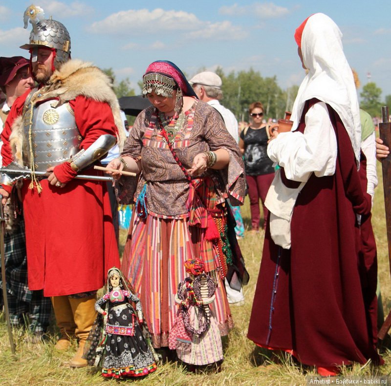 Марионетки индийского уличного театра катхпутли от TatinZh. Кастомизация сувенирных "деревяшек"