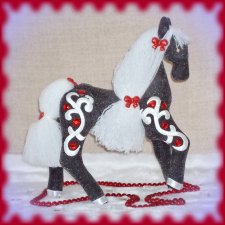 Сказочная лошадка Зимушка