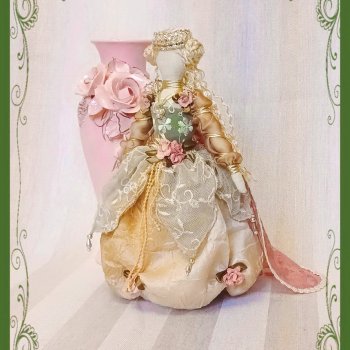 Закончила очередную куклу