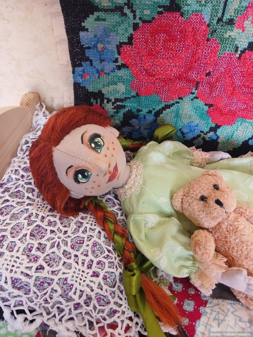 Кровать и в пир, и в мир, и в добры люди (фото 6)