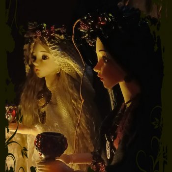 А в нашей деревне да всего две ведьмы...