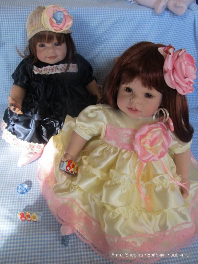 Адорки-модницы в платьицах