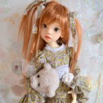 Нежная Изочка от Kaye Wiggs в новом наряде