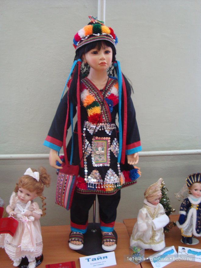 Выставка кукол