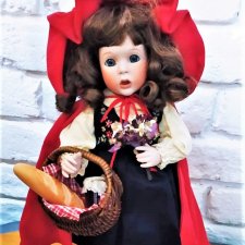 Красная Шапочка, полностью фарфоровая (422,1)