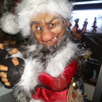 С наступающим новым годом!