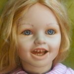 Лиза, коллекционная виниловая кукла