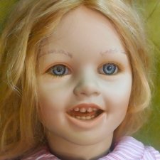 Лиза, коллекционная виниловая кукла