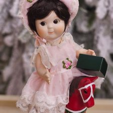 Googly Kim на лошадке.(411)