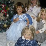 Мы сердечно поздравляем с Рождеством всех вас! Мои коллекционные куклы.