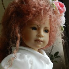 Катюшка,её наряд,её прогулка...