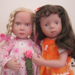 Куколки с рисованными глазками – Элли (Элен от Звернадзе) и Тата (Кати Круз)