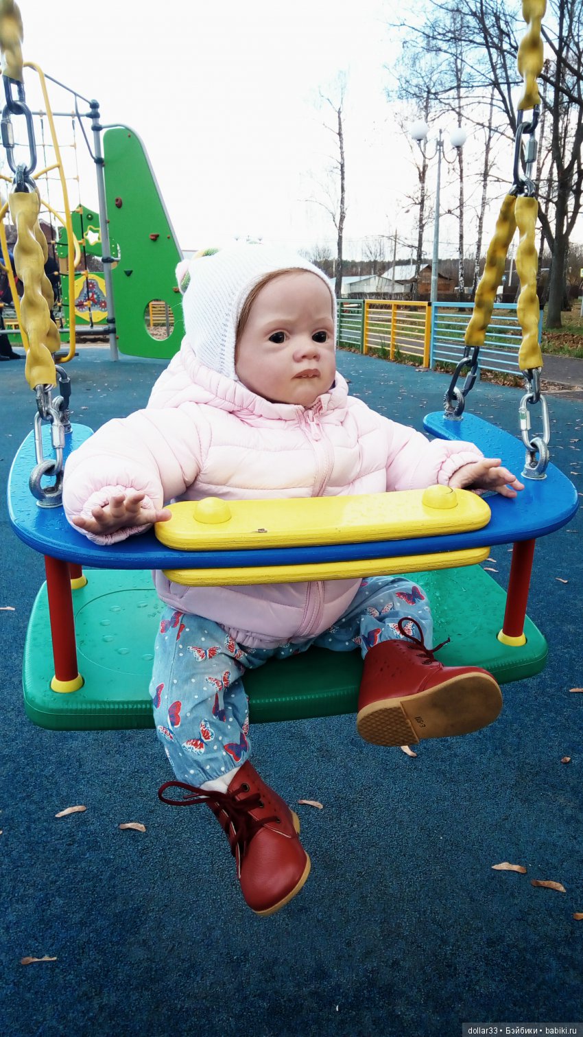 Фрида. Нежный ребёнок с печальным взглядом