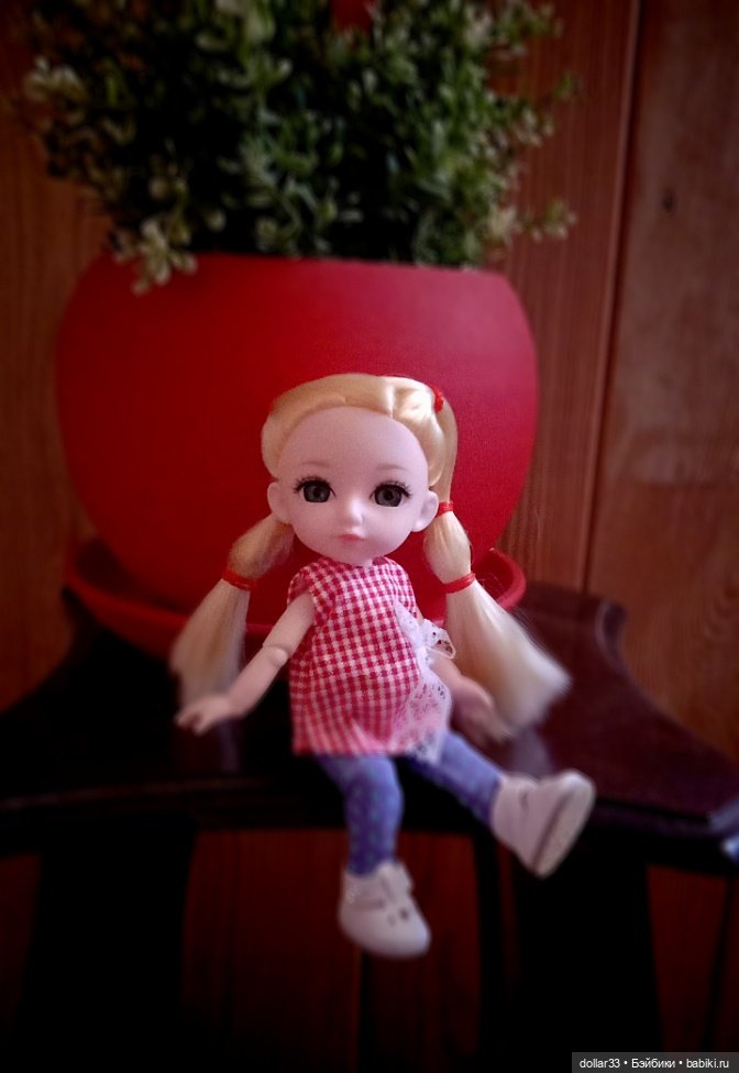 С праздниками! Лили в день 8 марта (фото 4)