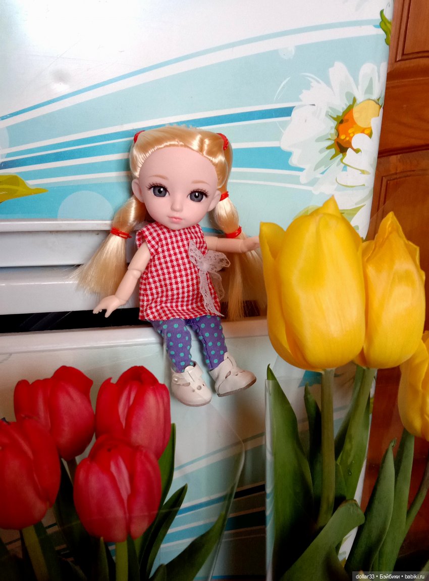 С праздниками! Лили в день 8 марта (фото 2)