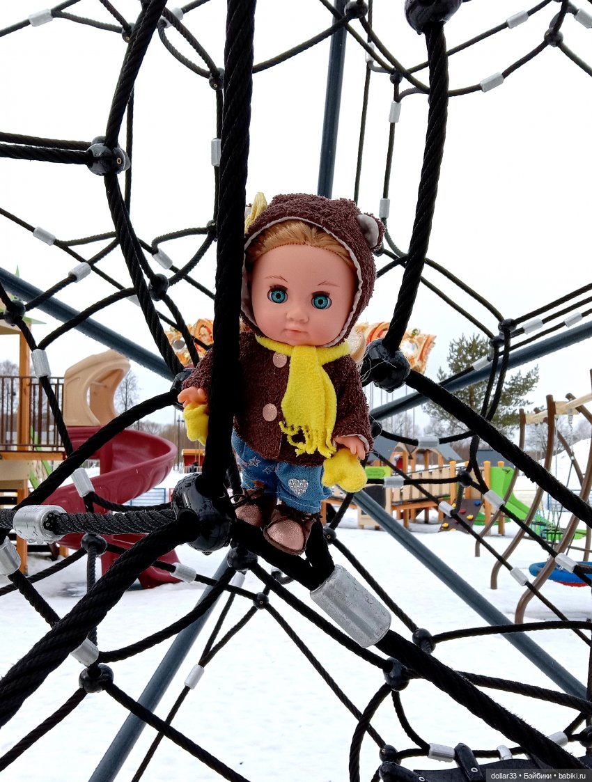 Сонечка. Прогулка в парке