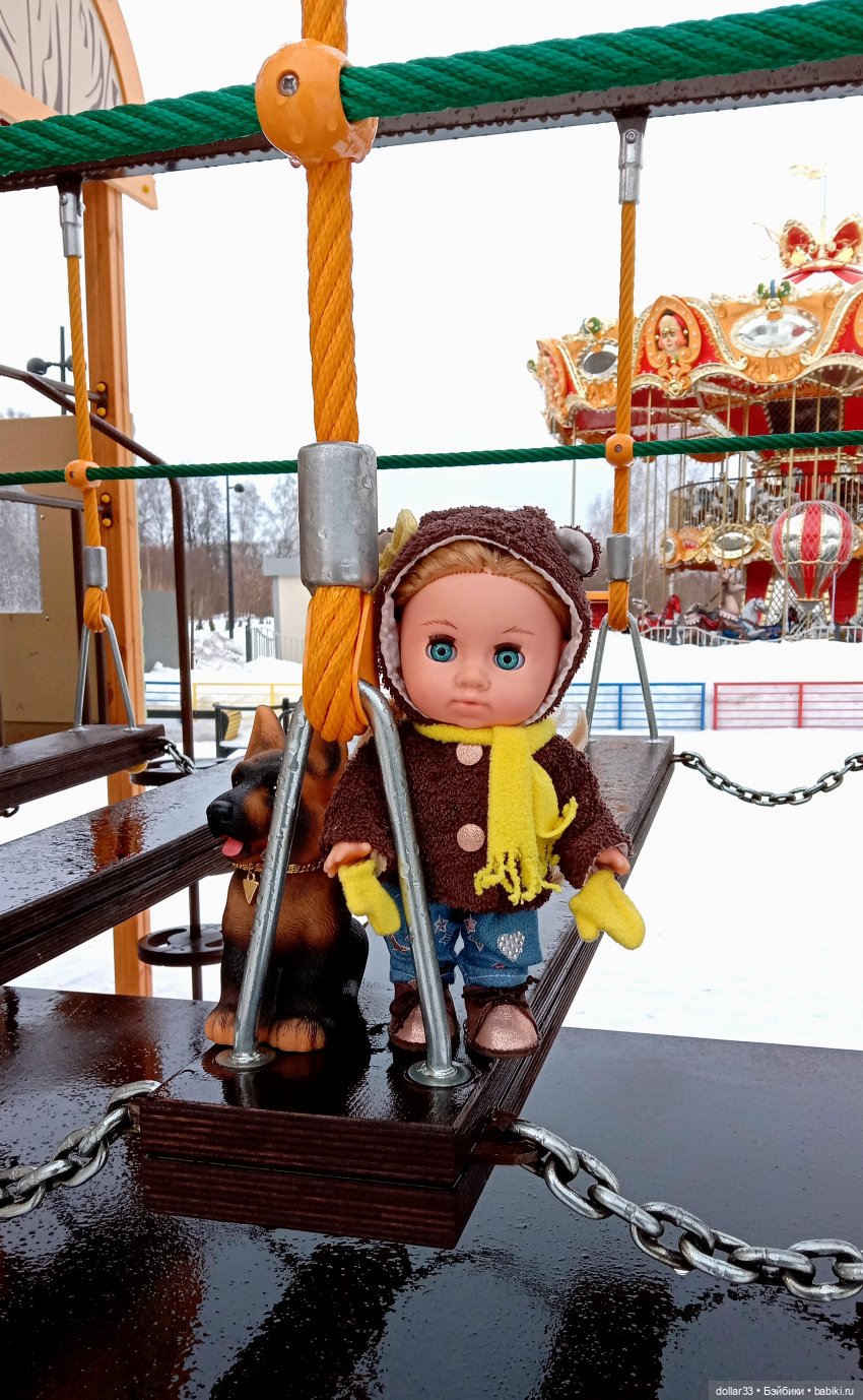 Сонечка. Прогулка в парке