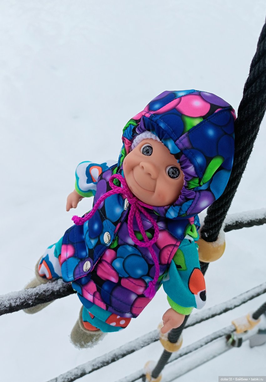 Карлуша на прогулке - Декабрь (фото 4)